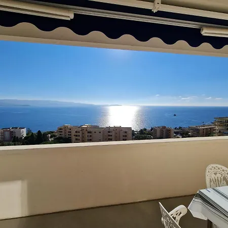 Magnifique Vue Mer, Spacieux Et Traversant Apartmán
