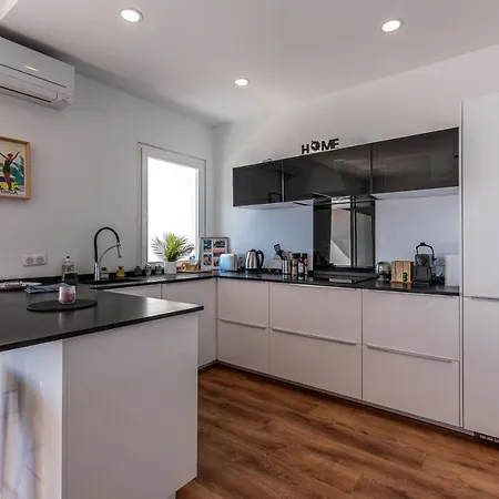 Apartmán Magnifique Vue Mer, Spacieux Et Traversant *