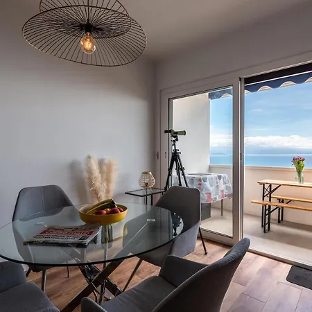 Magnifique Vue Mer, Spacieux Et Traversant Ajaccio (Corsica)